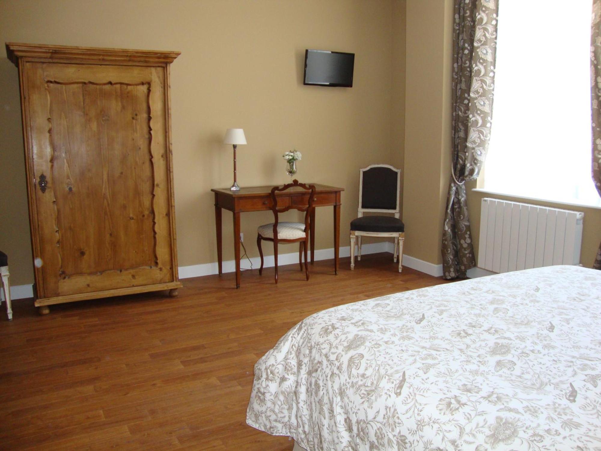 La Cour Des Carmes Bed and Breakfast Arras Rum bild