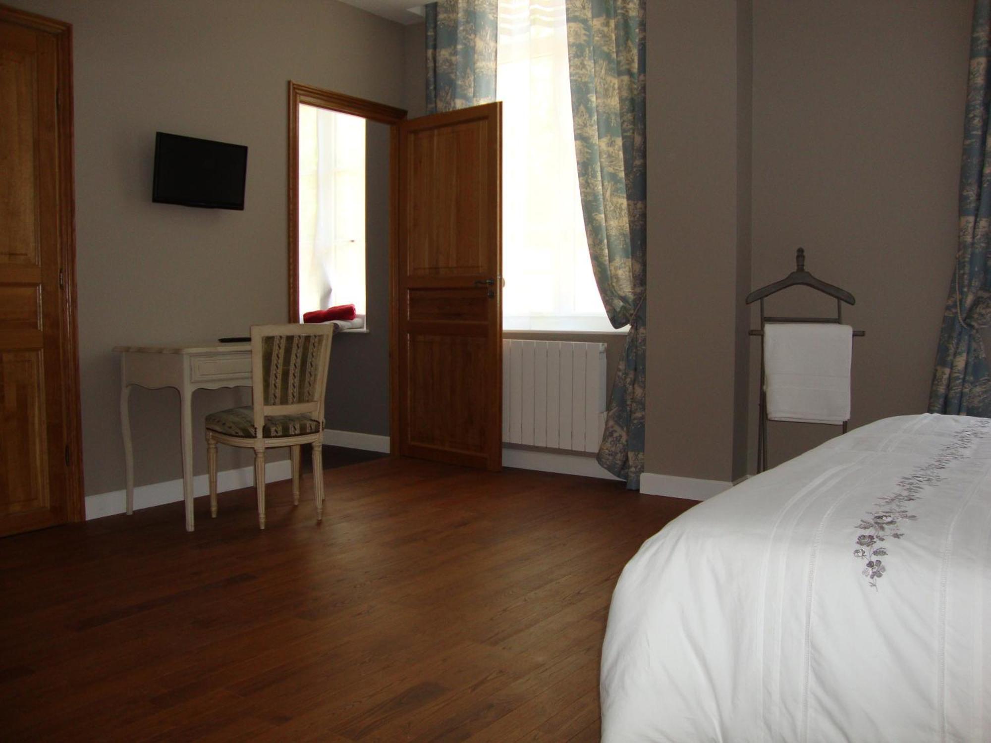 La Cour Des Carmes Bed and Breakfast Arras Rum bild
